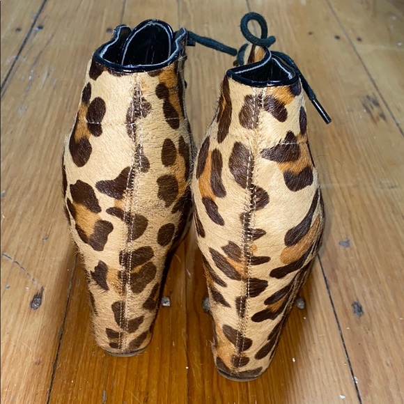 Steve Madden Annnie leopard wedges - Picture 3 of 6